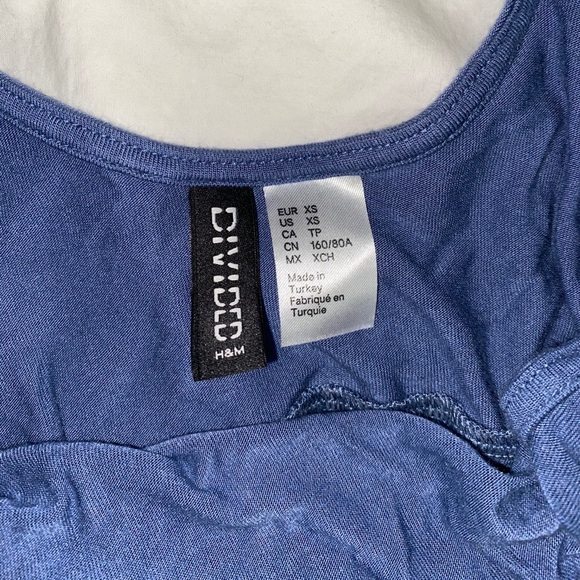 Blue open back tank top - Picture 3 of 3